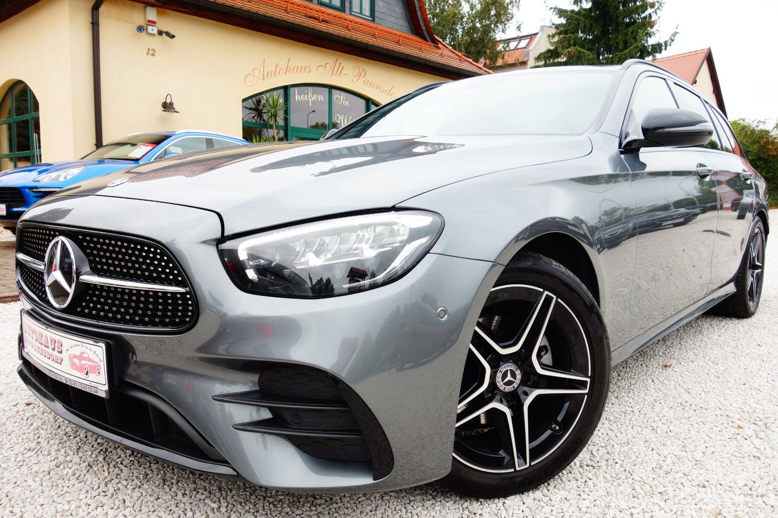 Mercedes-Benz E trieda Sedan