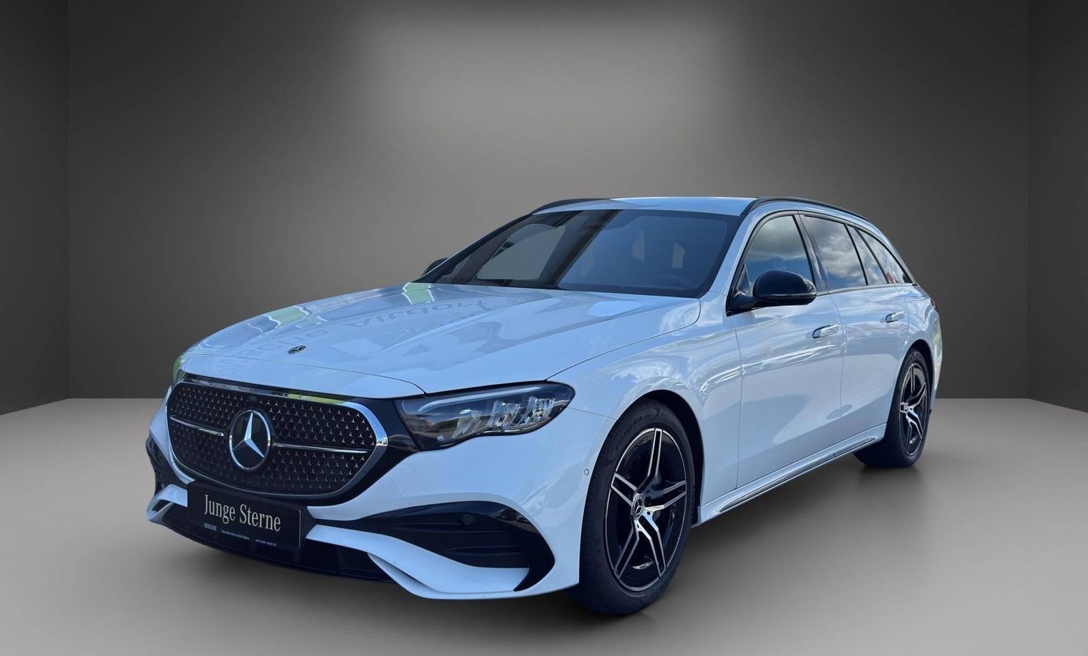 Mercedes-Benz E trieda Sedan